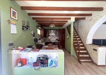 Four-room apartment Via santissimo nome di gesu', Ceranesi - photo 3