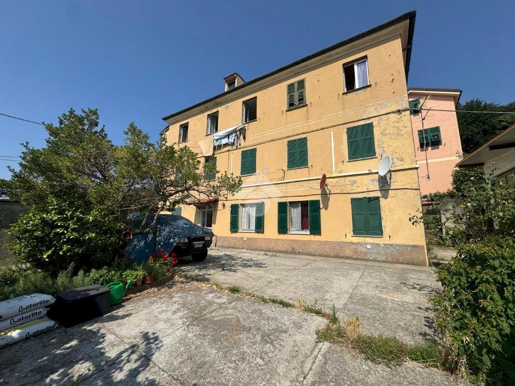 Appartamento Via Rocca dei Corvi, Genova (zona Bolzaneto) - foto 1