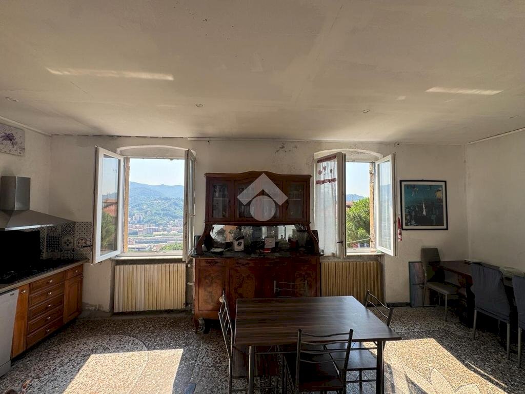 Appartamento Via Rocca dei Corvi, Genova (zona Bolzaneto) - foto 3