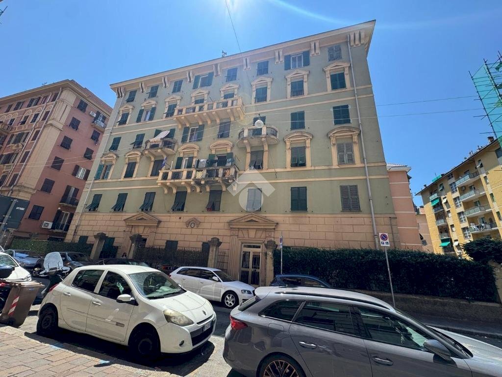 Trilocale Via Luciano Zamperini, Genova (zona Bolzaneto) - foto 1
