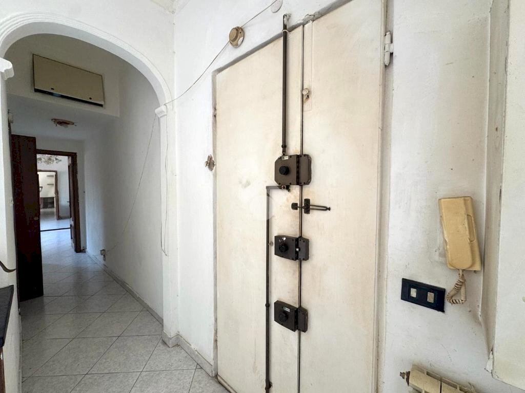 Trilocale P.za Ospedale Pastorino, Genova (zona Bolzaneto) - foto 2