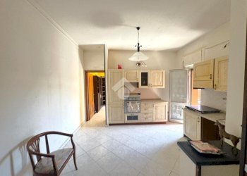 Trilocale P.za Ospedale Pastorino, Genova (zona Bolzaneto) - foto 4