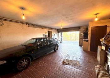 Three-family Villa Via San Bernardo, Ceranesi - photo 39