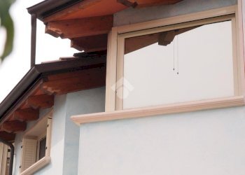 Villa Str. Chiaviche, Parma (zona Alberi) - foto 2