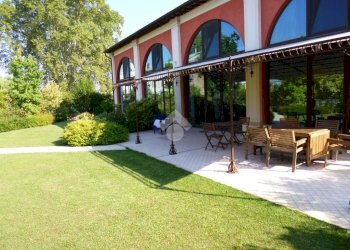 Villa Str. Chiaviche, Parma (zona Alberi) - foto 8