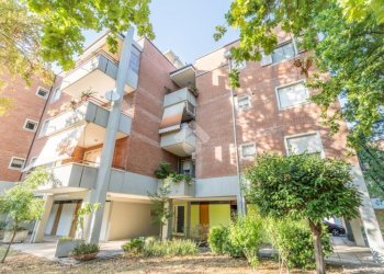 Four-room apartment Via flavia casadei, Rimini - photo 1