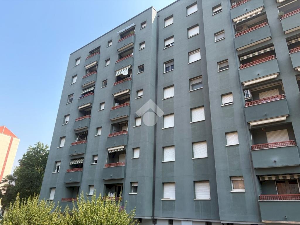 Two-room apartment Via Appennini, Milano (neighborhood Gallaratese) - photo 1