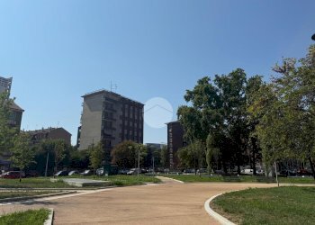 Stable - Palace piazza Tirana, Milano (neighborhood Lorenteggio) - photo 6