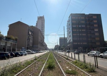 Stable - Palace piazza Tirana, Milano (neighborhood Lorenteggio) - photo 13