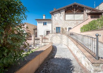 Foto 4 - Trilocale Borgo Conventaccio
 
1, Ficulle - foto 4