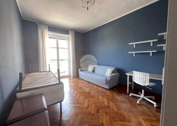 Three-room apartment Via Rosolino Pilo, Torino (neighborhood Campidoglio) - photo 4