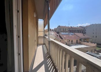 Three-room apartment Via Rosolino Pilo, Torino (neighborhood Campidoglio) - photo 12