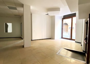 Foto 4 - Commercial Premises VIA ENRICO CIALDINI, Fabriano - photo 4