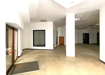 Foto 1 - Office VIA ENRICO CIALDINI, Fabriano - photo 1