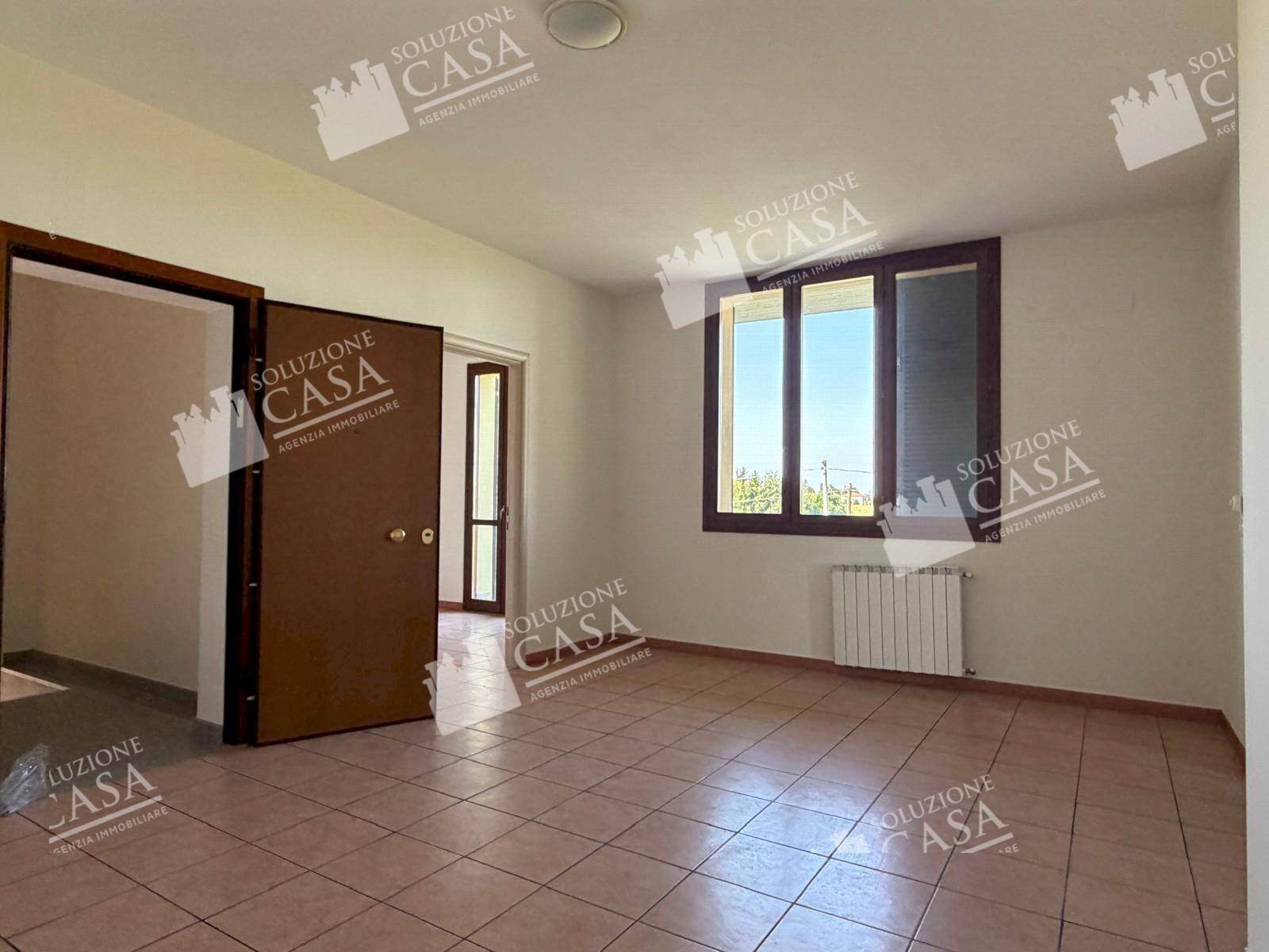 Foto 1 - Quadrilocale 114, Cento - foto 1