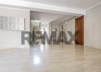 Ricezione / Lobby - Two-room apartment VIA ANGELO MUSCO
 
39, Bollate - photo 20