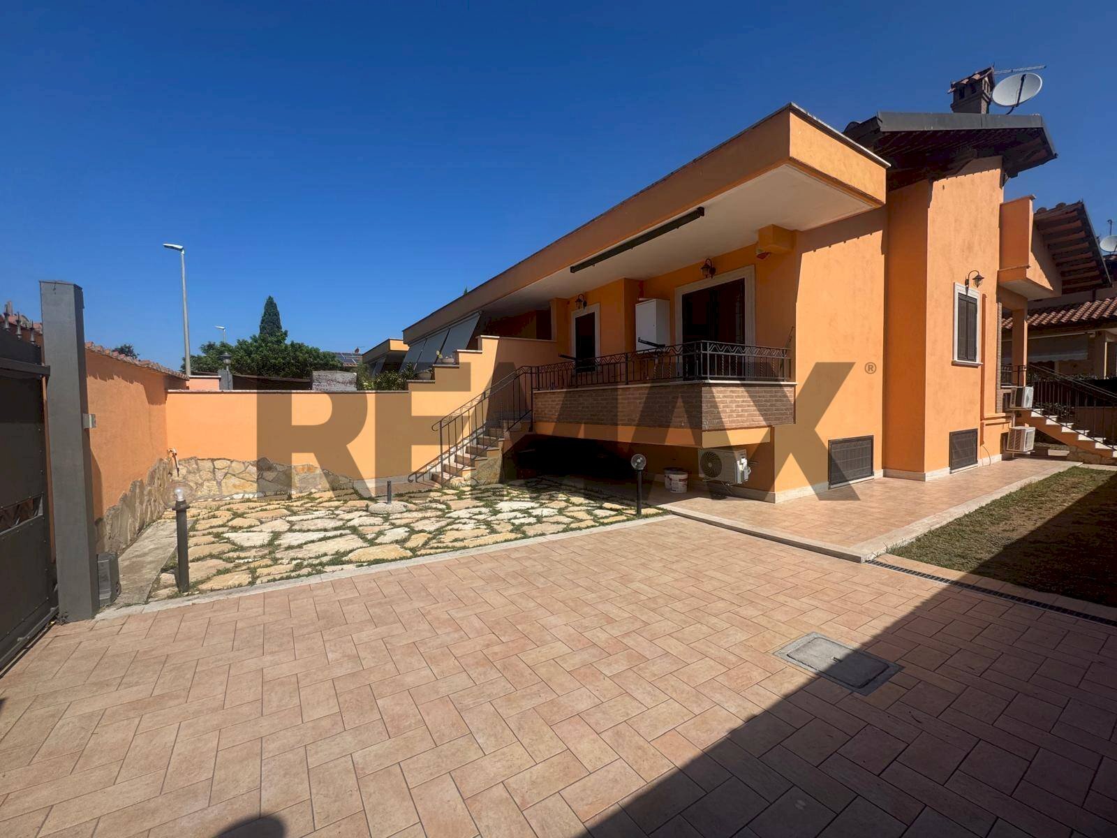 Terrazza - Semi-detached house via anterivo
 
44, Roma - photo 2
