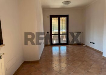 Stanza vuota - Semi-detached house via anterivo
44, Roma - photo 7
