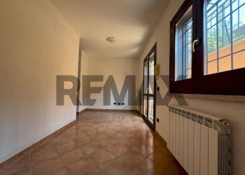 Stanza vuota - Semi-detached house via anterivo
44, Roma - photo 25