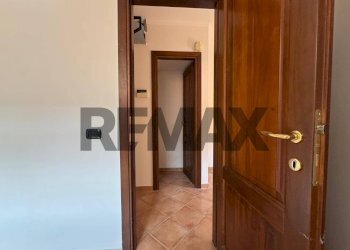 Hall / corridoio - Semi-detached house via anterivo
44, Roma - photo 32