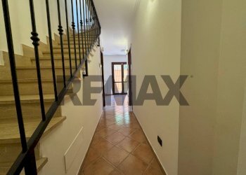 Hall / corridoio - Semi-detached house via anterivo
44, Roma - photo 33