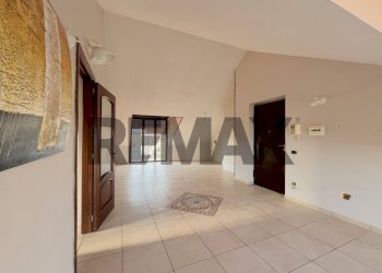 Stanza vuota - Trilocale Via oasi del Sacro Cuore
 
80, Giugliano in Campania - foto 4