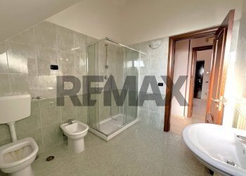 Bagno - Trilocale Via oasi del Sacro Cuore
 
80, Giugliano in Campania - foto 26