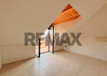 Stanza vuota - Trilocale Via oasi del Sacro Cuore
 
80, Giugliano in Campania - foto 27