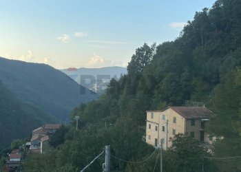 Vista delle montagne - Semi-detached house Via della Libertà
 
6, Bargagli - photo 13