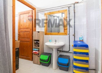Bagno - Commercial Premises Contrada Terranova
8, Ramacca - photo 34