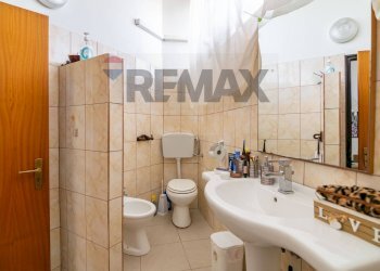 Bagno - Commercial Premises Contrada Terranova
8, Ramacca - photo 40