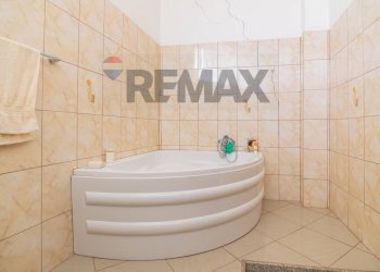 Bagno - Commercial Premises Contrada Terranova
8, Ramacca - photo 41