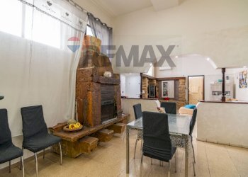 Sala da pranzo - Commercial Premises Contrada Terranova
8, Ramacca - photo 44