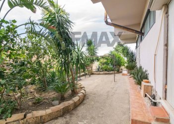 Giardino - Commercial Premises Contrada Terranova
8, Ramacca - photo 63