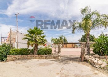 Casa all\'aperto - Commercial Premises Contrada Terranova
8, Ramacca - photo 71