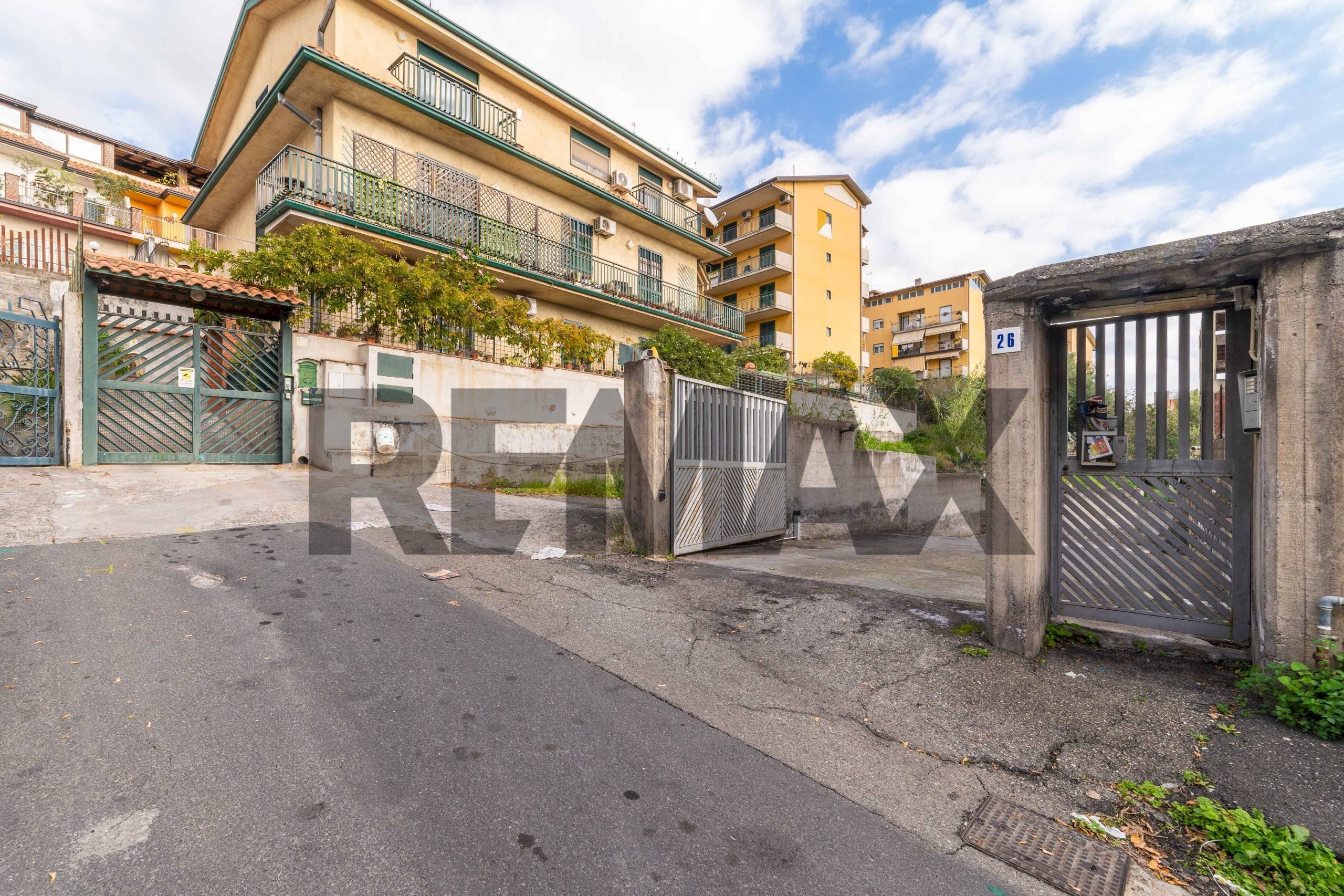 Edificio all\'aperto - Four-room apartment Via Peppino Impastato
26, Catania - photo 2