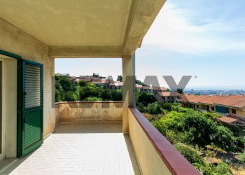 Terrazza - Four-room apartment Via Peppino Impastato
 
26, Catania - photo 16