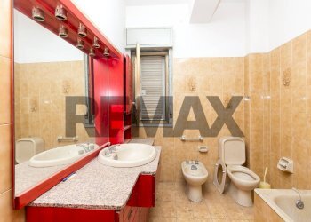 Bagno - Four-room apartment Via San Giuseppe San Filippo
 
71, Aci Catena - photo 18