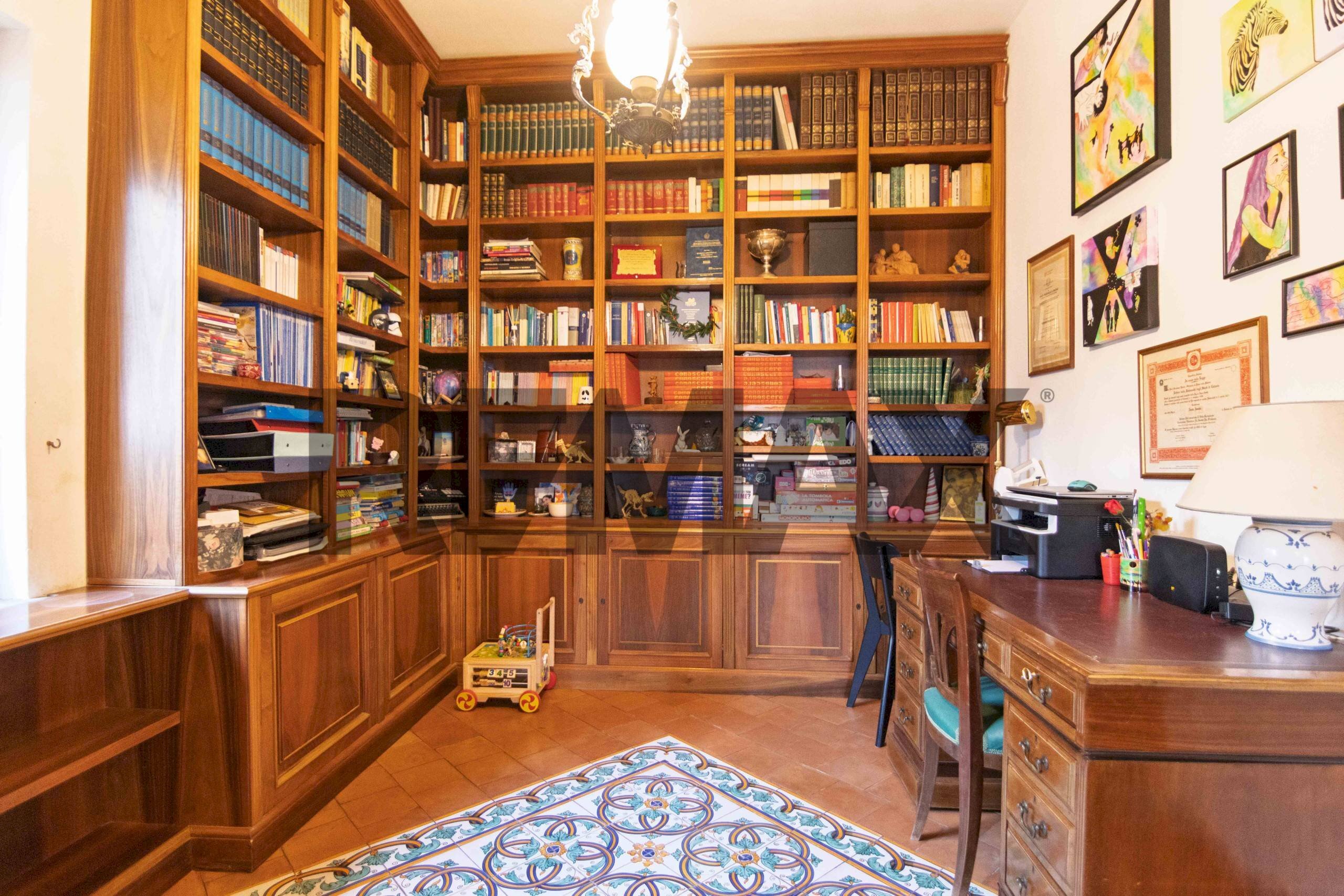 Ufficio - Villa Via Litteri
72, Aci Castello - photo 3