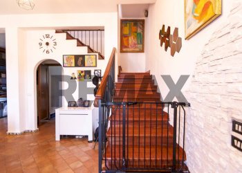 Scale - Villa Via Litteri
 
72, Aci Castello - photo 30