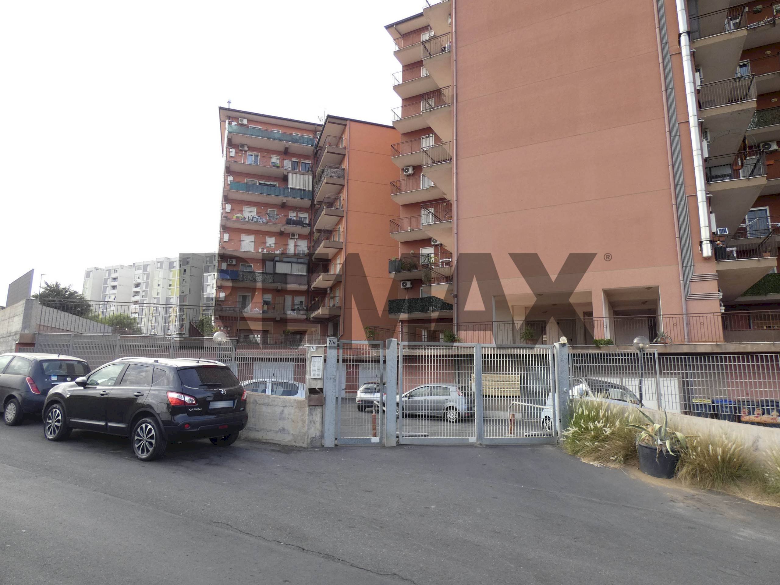 Edificio all\'aperto - Quadrilocale Viale Bummacaro
7, Catania - foto 2