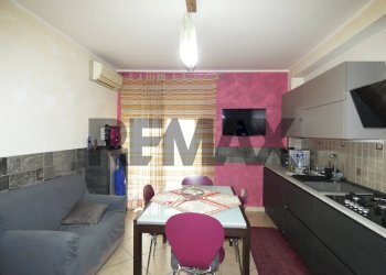 Sala da pranzo - Quadrilocale Viale Bummacaro
 
7, Catania - foto 8