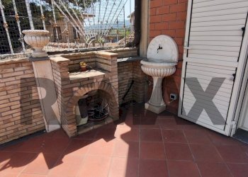 Terrazza - Quadrilocale Via Guglielmo Marconi
 
54, Fiumefreddo di Sicilia - foto 12