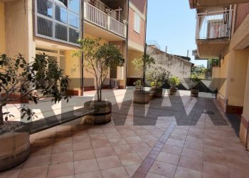 Terrazza - Quadrilocale Via Guglielmo Marconi
 
54, Fiumefreddo di Sicilia - foto 30