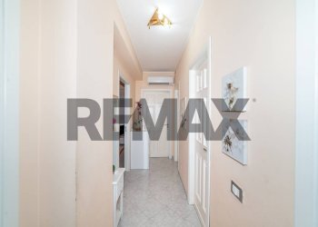 Hall / corridoio - Trilocale Via Ceuta
 
8, Aci Catena - foto 8