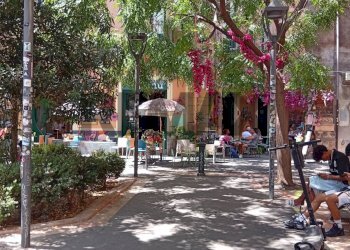 Edificio all\'aperto - Negozio Piazza Giuseppe Sciuti
20, Catania - foto 2