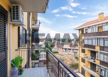 Balcone - Trilocale Via Villalba
 
24, Acireale - foto 18