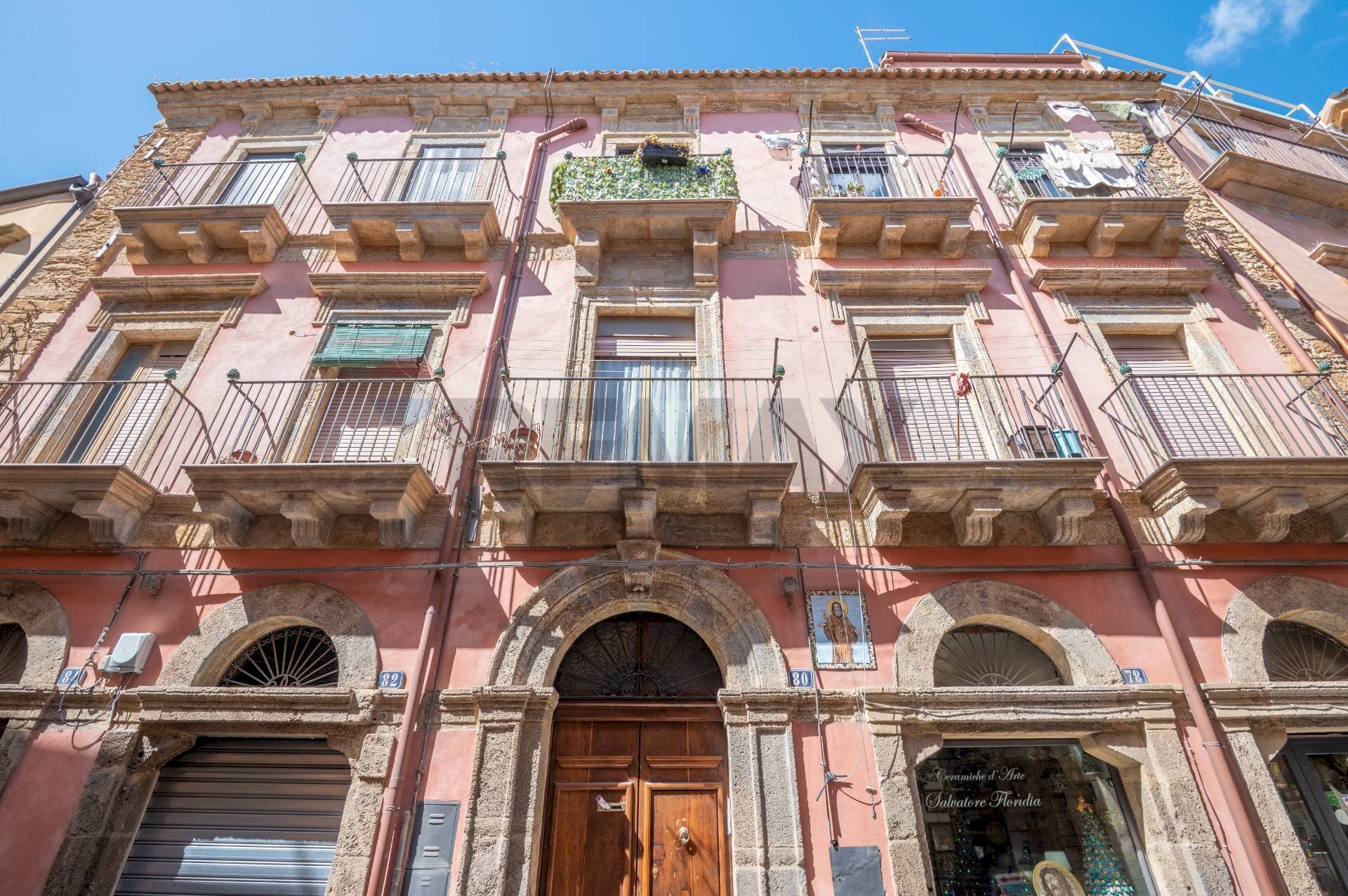 Edificio all\'aperto - Apartment Corso Vittorio  Emanuele
 
80, Caltagirone - photo 1