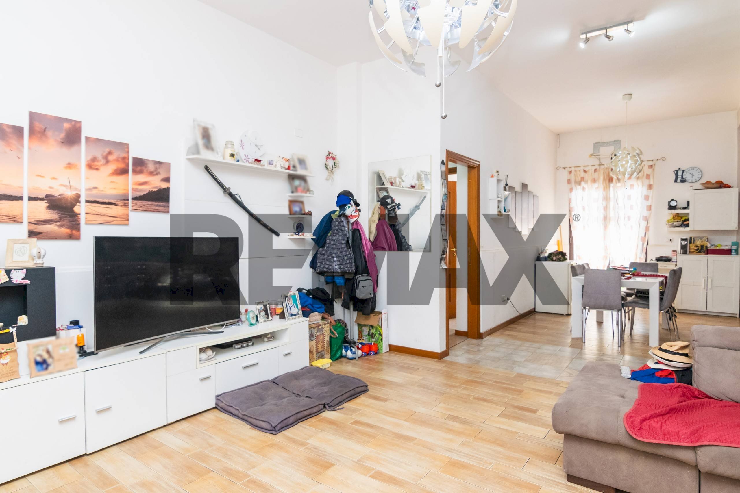 Sala da pranzo - Villa a Schiera Via Cordovado
44, Acireale - foto 3