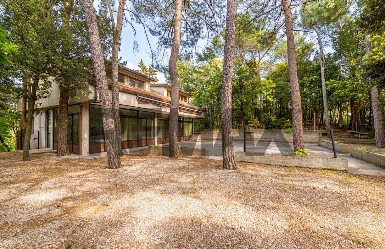 Casa all\'aperto - Commercial Premises Via A. Gramsci
 
31z, Serra San Quirico - photo 2